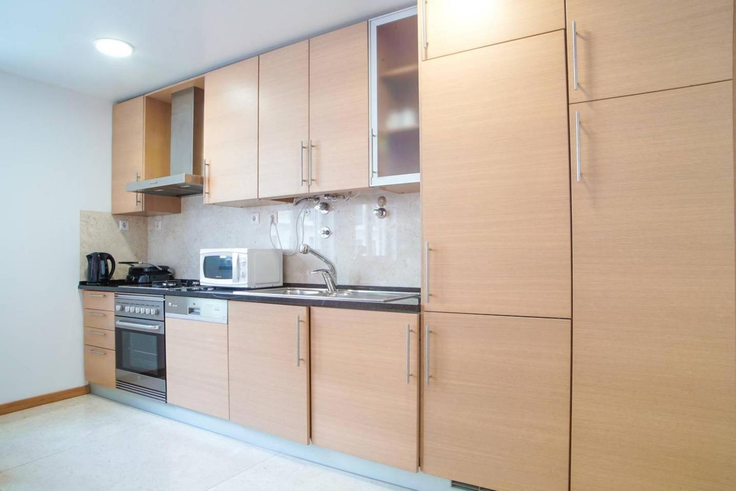 Spacious And Modern In Belem!